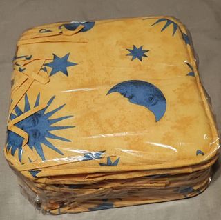  6 Cojines para sillas en amarillo y azul