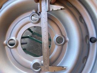 Rueda para remolque como nueva