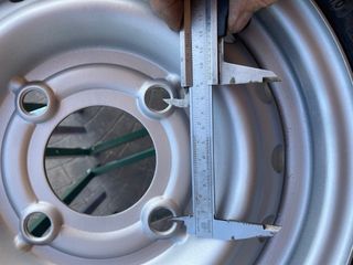 Rueda para remolque como nueva