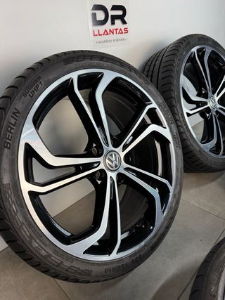 LLANTAS VW REINITZ TCR 19 ORIGINALES CON NEUMÁTICO