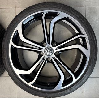 LLANTAS VW REINITZ TCR 19 ORIGINALES CON NEUMÁTICO