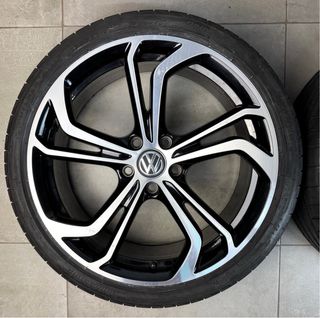 LLANTAS VW REINITZ TCR 19 ORIGINALES CON NEUMÁTICO