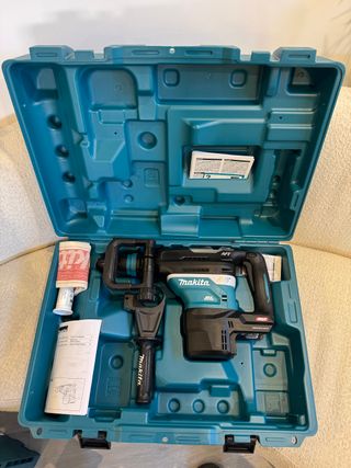 MARTILLO MAKITA HR005GZ01 XGT 40V NUEVO