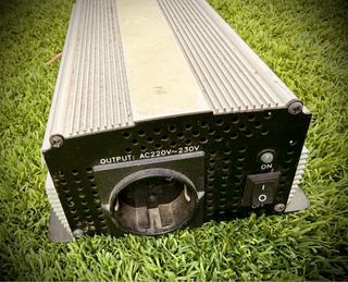 Inversor 220V para Caravana