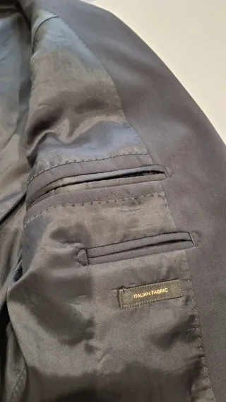 Traje de caballero azul