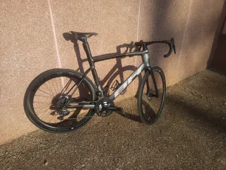 Bicicleta de carretera BH G8