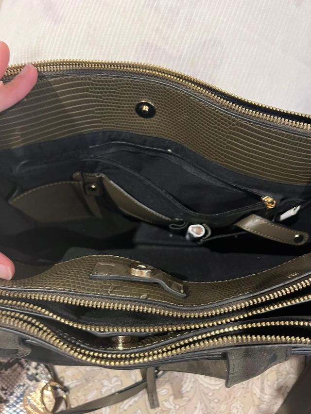 Bolso Parfois verde efecto piel reptil