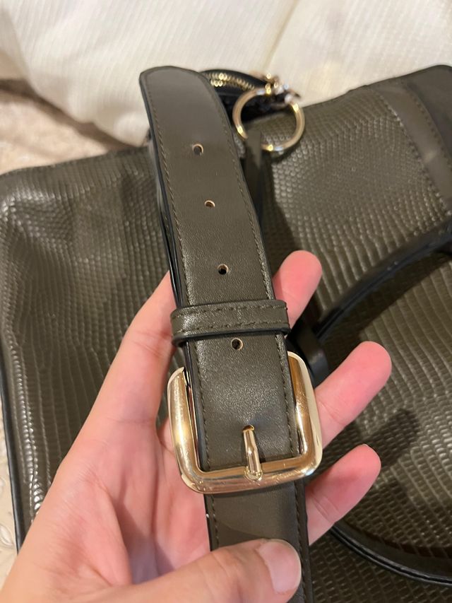 Bolso Parfois verde efecto piel reptil