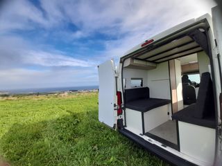 Furgoneta camper autocaravana Peugeot boxer L3h2 1
