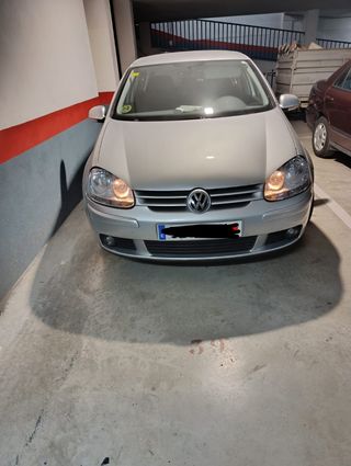 Volkswagen Golf 2005