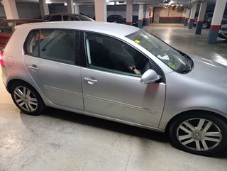 Volkswagen Golf 2005