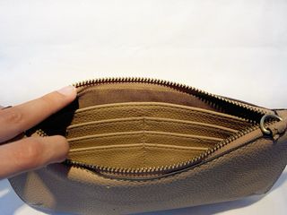 Cartera, bolso de piel