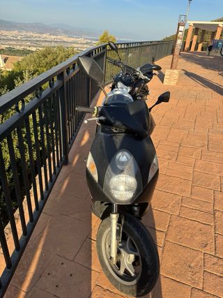 Honda dylan Arroba 125