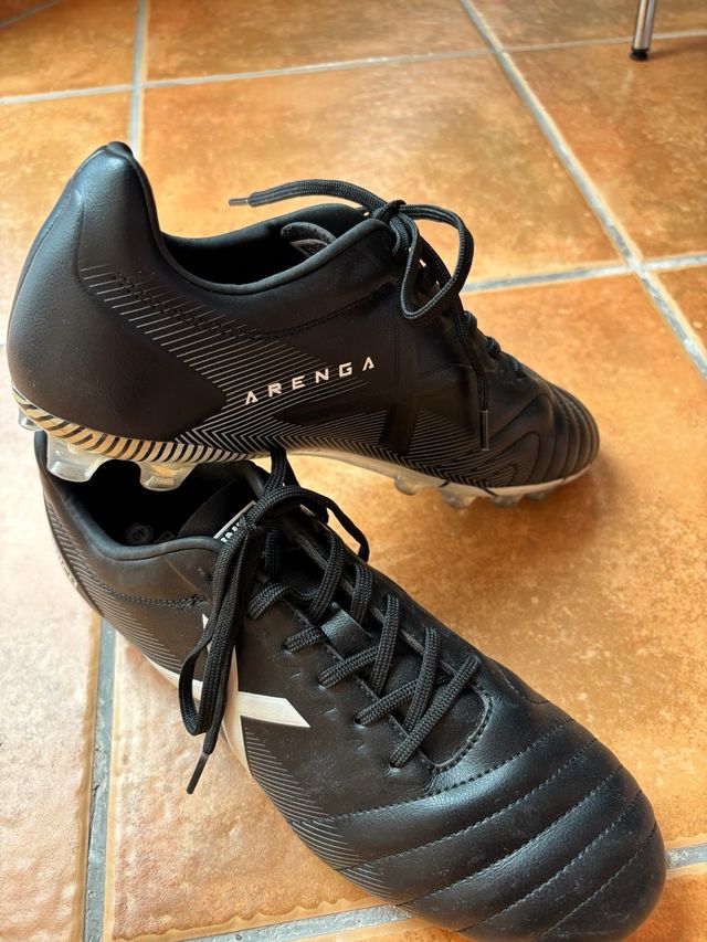 Botas de fútbol Munich multitacos piel negra