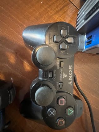 PS2 Plata + 6 Juegos + 3 Mandos
