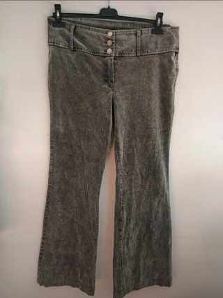 Pantalone grigio in velluto. taglia XL