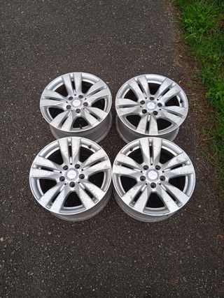 Llantas Mercedes 4 unidades