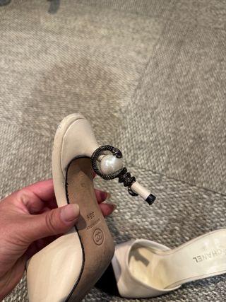 Zapatos Chanel Blanco  y Negro Talla 35,5
