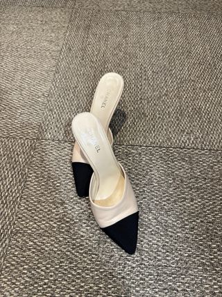 Zapatos Chanel Blanco  y Negro Talla 35,5