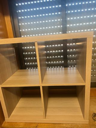 Estantería Kallax Ikea 4 cubos. 