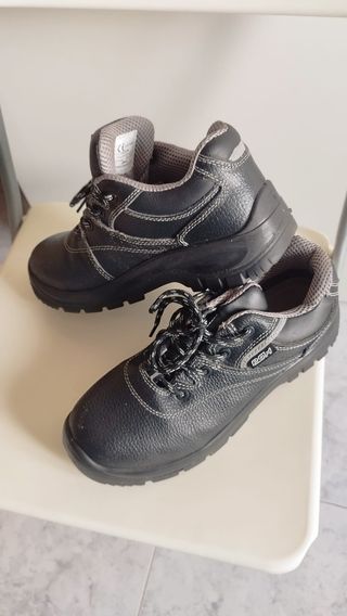 Zapato de seguridad negro talla 42