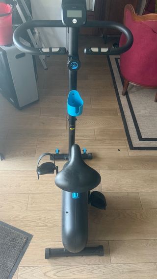 Bicicleta Estática DOMYOS 120 Negra