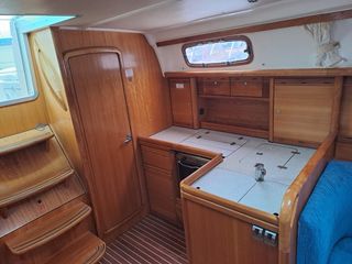 Barco Bavaria 37 con motor Volvo Penta D1-30