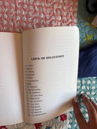 libro de adivinanzas 
¡ADIVINA!
ADIVINO