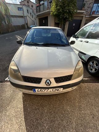 Renault Clio 2003