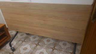 Scrivania in legno e metallo Mesa