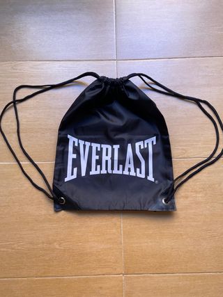 Mochila deportiva Everlast negra