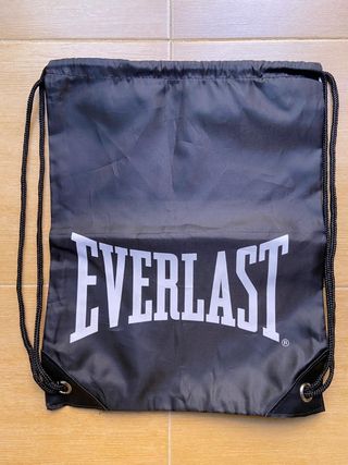 Mochila deportiva Everlast negra