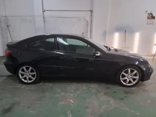 Mercedes-Benz Clase C 2003