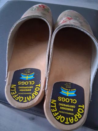 Zuecos Torpa Toffeln Madera Flores