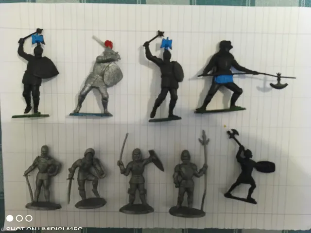 Soldatini cavalieri medievali marche varie