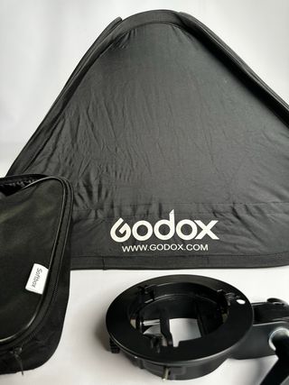 Godox Softbox 60x60 – Compacto y versátil