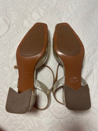 Zapatos de tacón Latouche dorados, talla 39