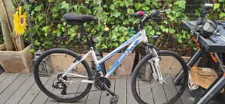 Bicicleta BH Spike Elle + Casco