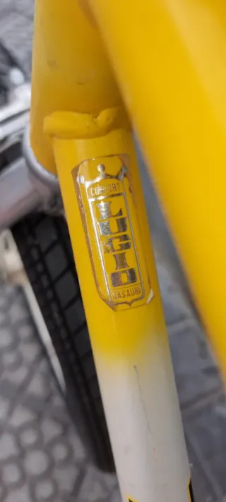 Bicicleta BMX Vintage Amarilla