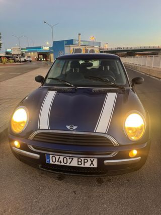 BMW mini one  2001