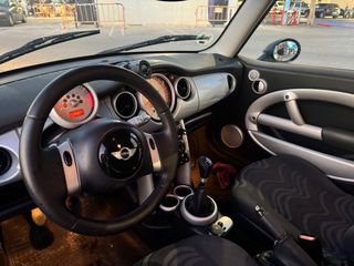 BMW mini one  2001