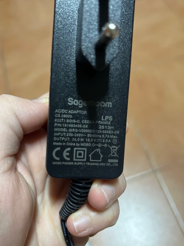 Cargador Router Negro