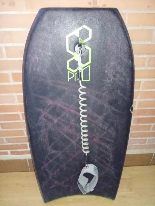 Tabla Bodyboard con Leash y Aletas