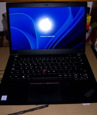 Portátil Lenovo T480S i5 8a 24Gb RAM 256Gb SSD 14"