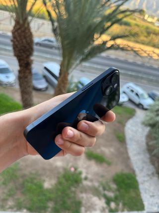 iPhone 14 - 100% Batería 