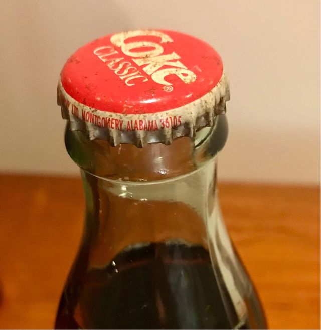 Bottiglie di Coca Cola provenienti da diversi paesi