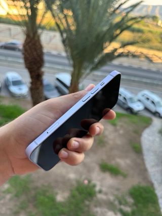 iPhone 14 - 100% Batería 