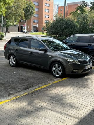 KIA Ceed 2010 Familiar