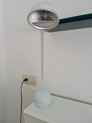 Lámpara flexo blanca metal