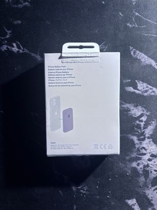 Apple Power Bank MagSafe Bianco - Nuovo